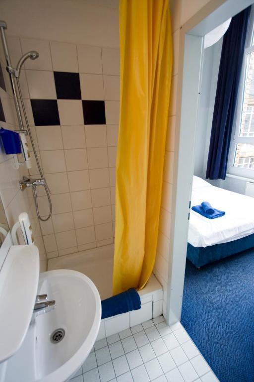 Hotel Transit Berlin Zimmer foto