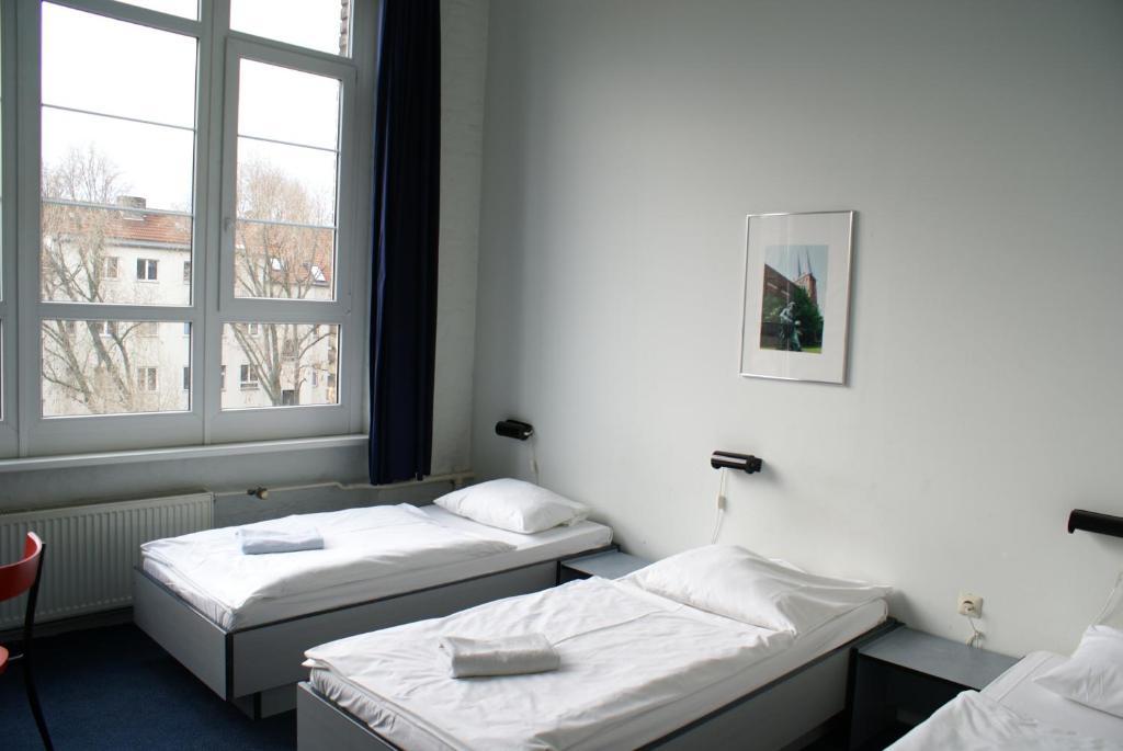 Hotel Transit Berlin Zimmer foto