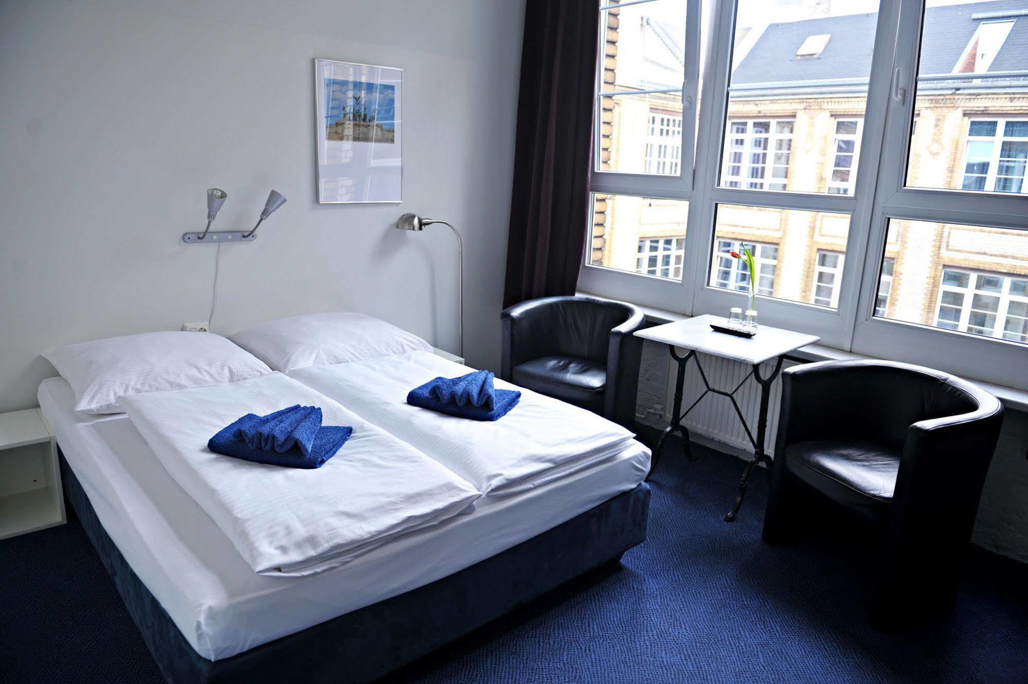 Hotel Transit Berlin Exterior foto