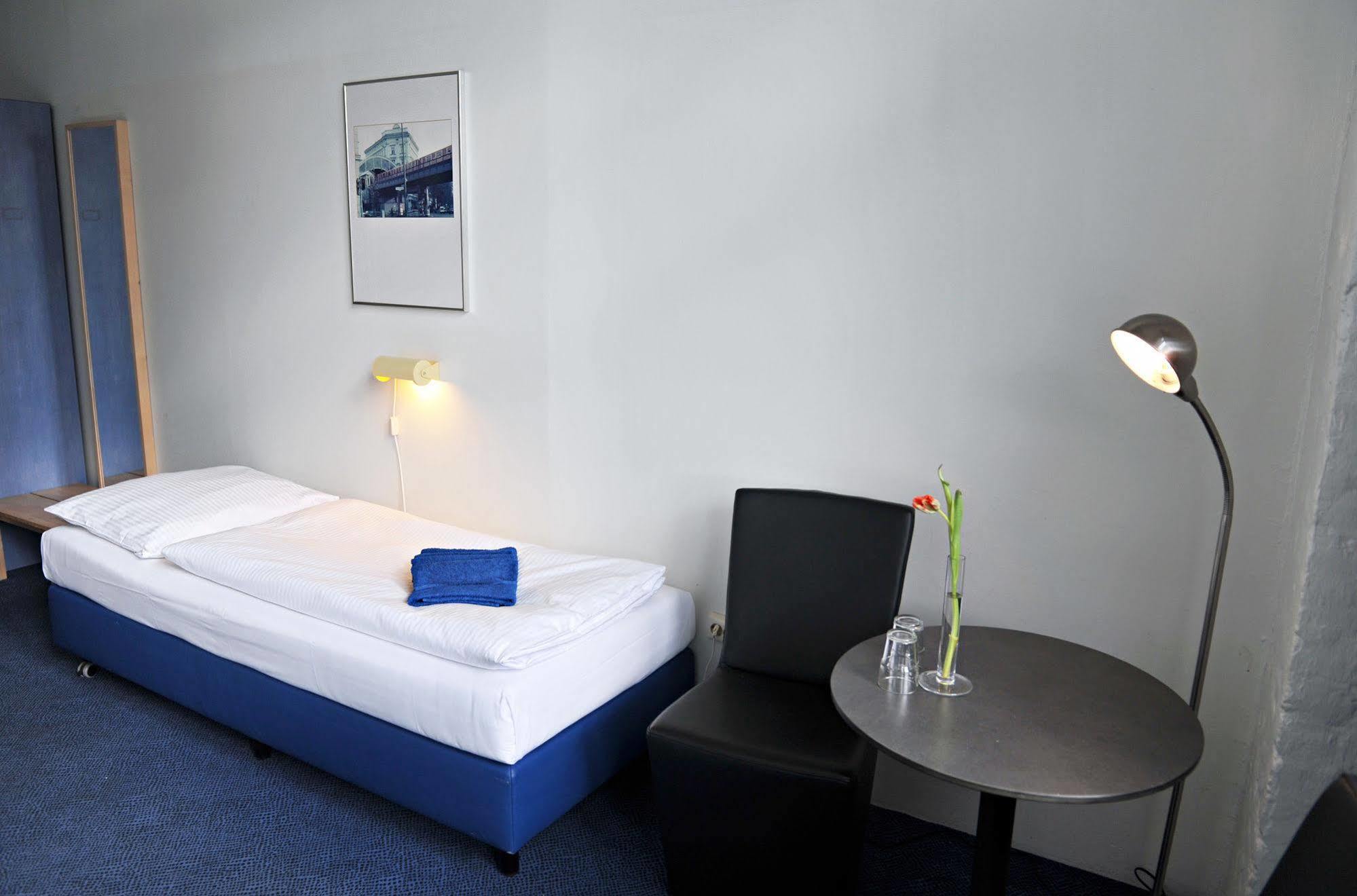Hotel Transit Berlin Exterior foto