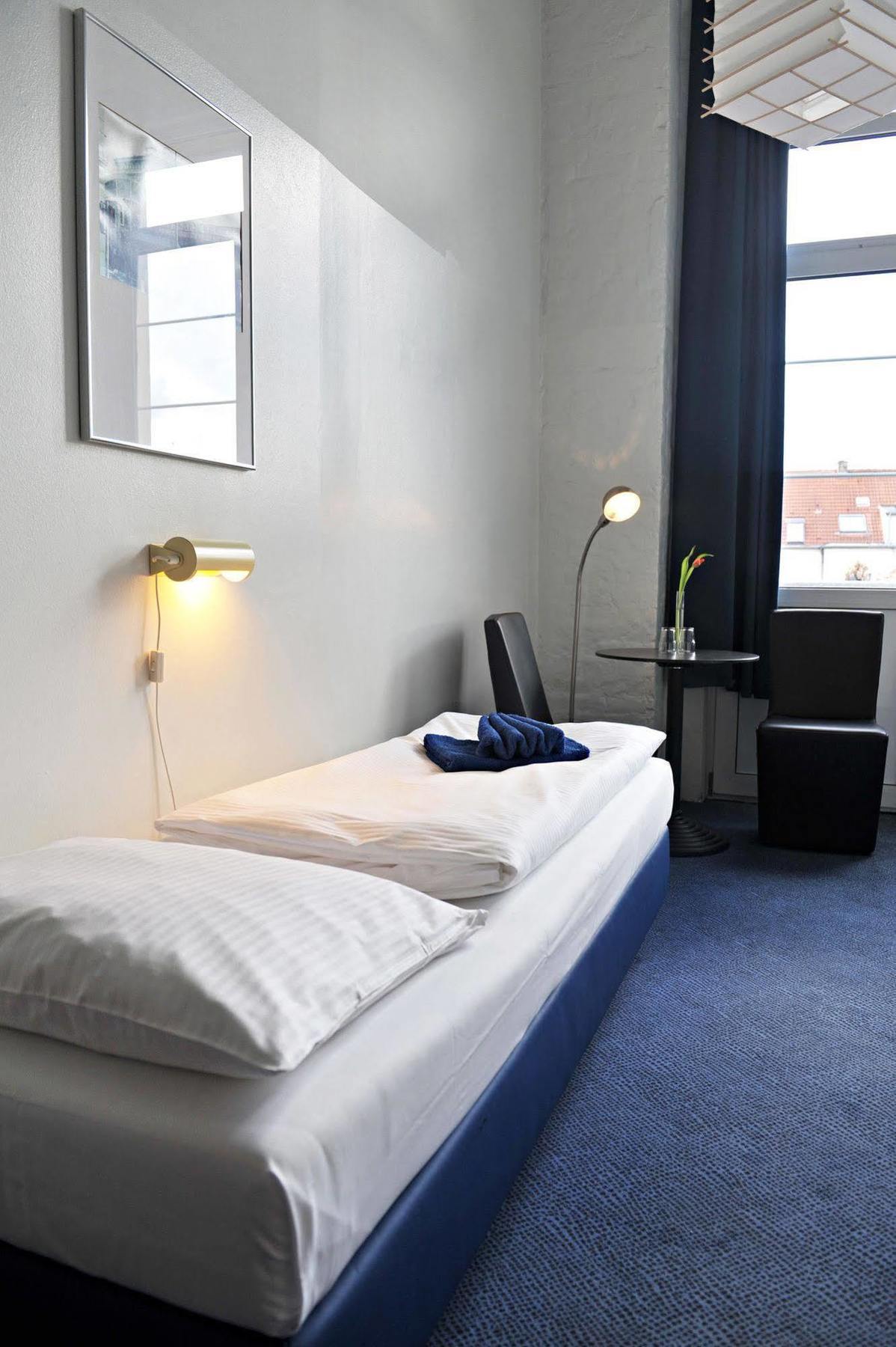 Hotel Transit Berlin Exterior foto